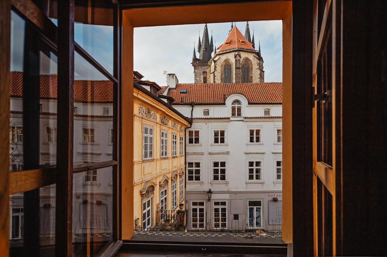 U Cerneho Medveda- At The Black Bear Praga Exterior foto