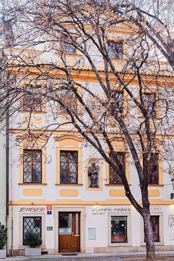 U Cerneho Medveda- At The Black Bear Praga Exterior foto