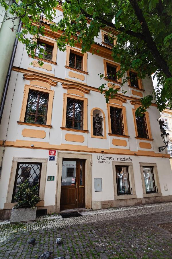 U Cerneho Medveda- At The Black Bear Praga Exterior foto